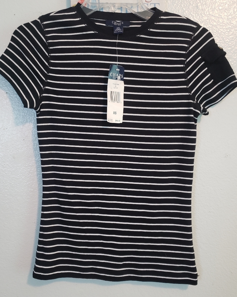 Chaps black and white casual tee